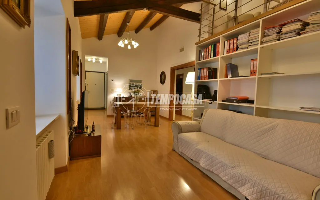 Séjour - Restored Apartment with Double Garage in Osimo