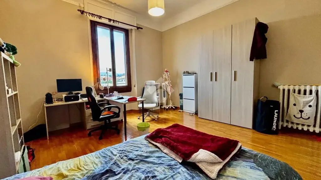 Chambres - Period Apartment with Balcony in Florence
