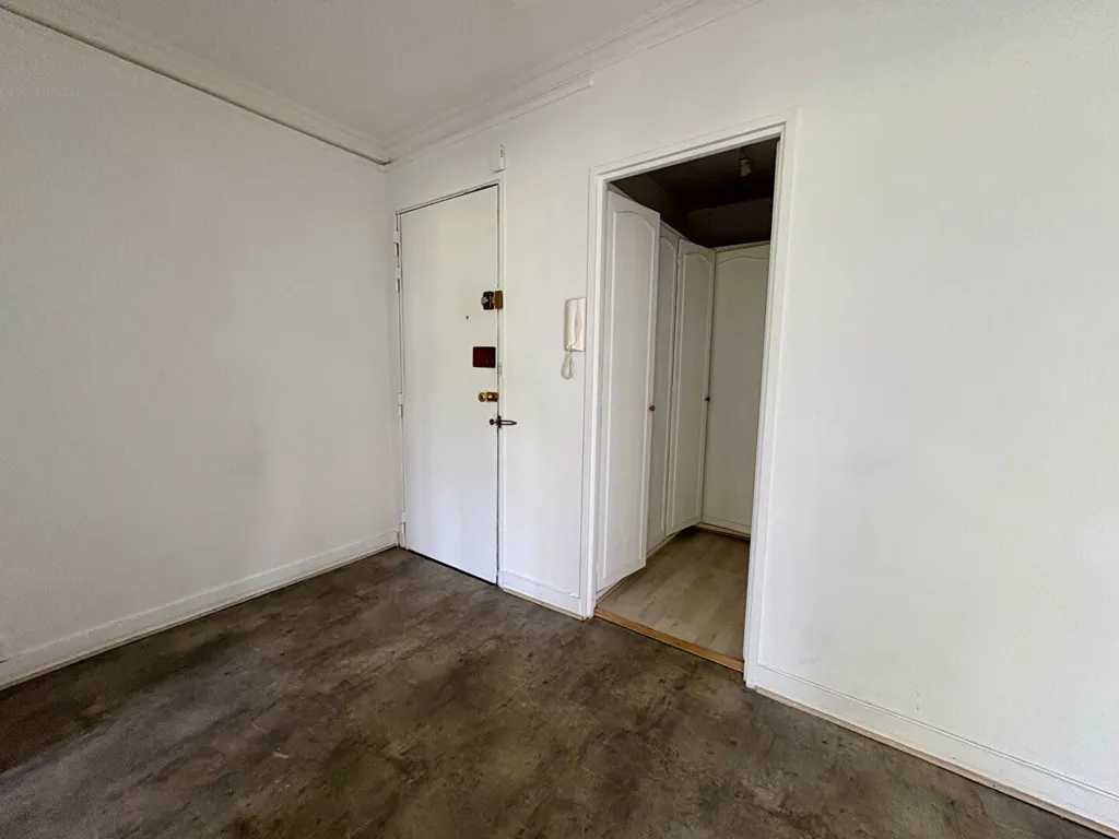 Stanze - 4-Piece Flat with Terrace in Le Plessis-Bouchard