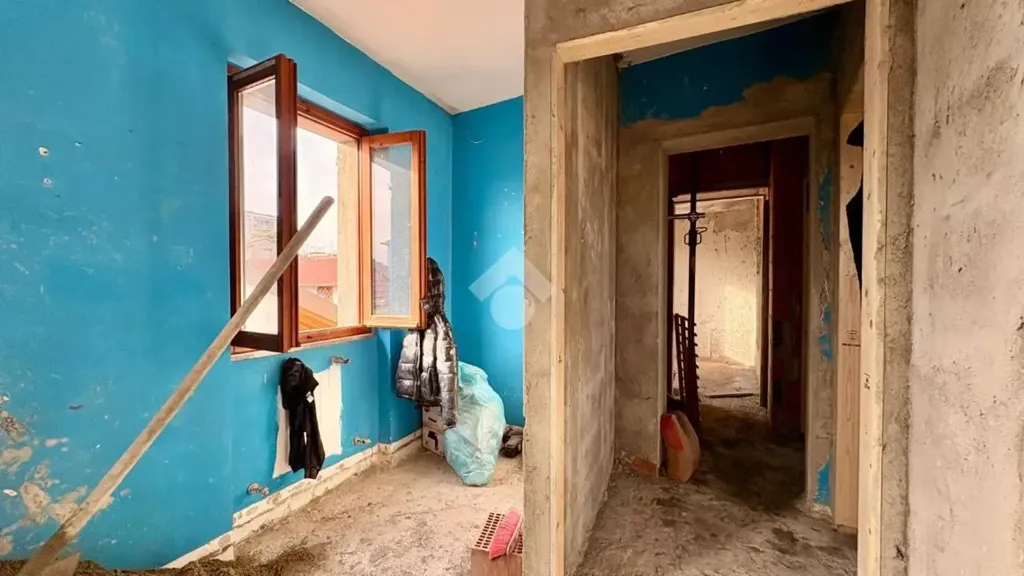 hallway_entrance