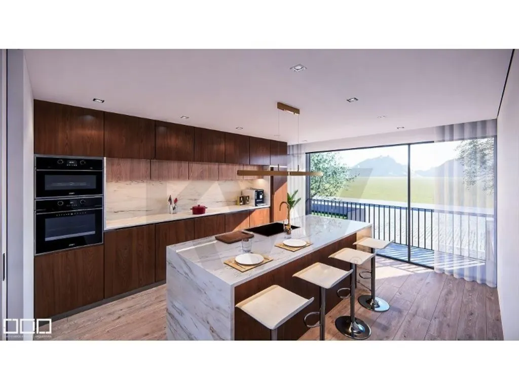 Luxury House Under Construction in Maia