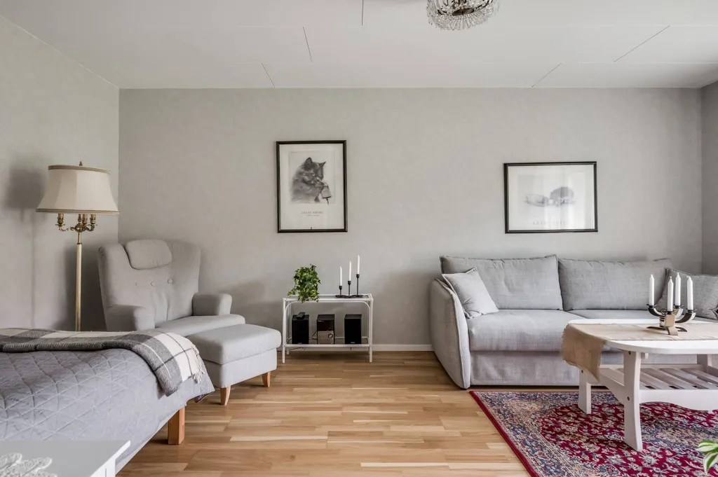 Elutuba - Apartment with Sunny Terrace in Popular Area