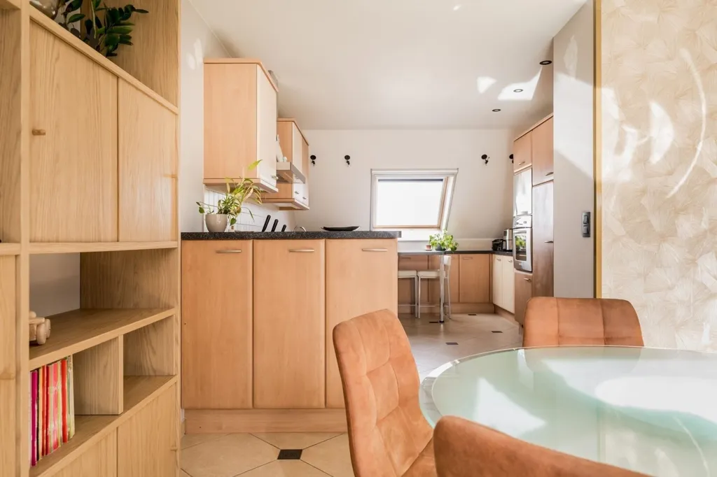 Söögituba - Spacious Penthouse with Terraces in Quiet Area