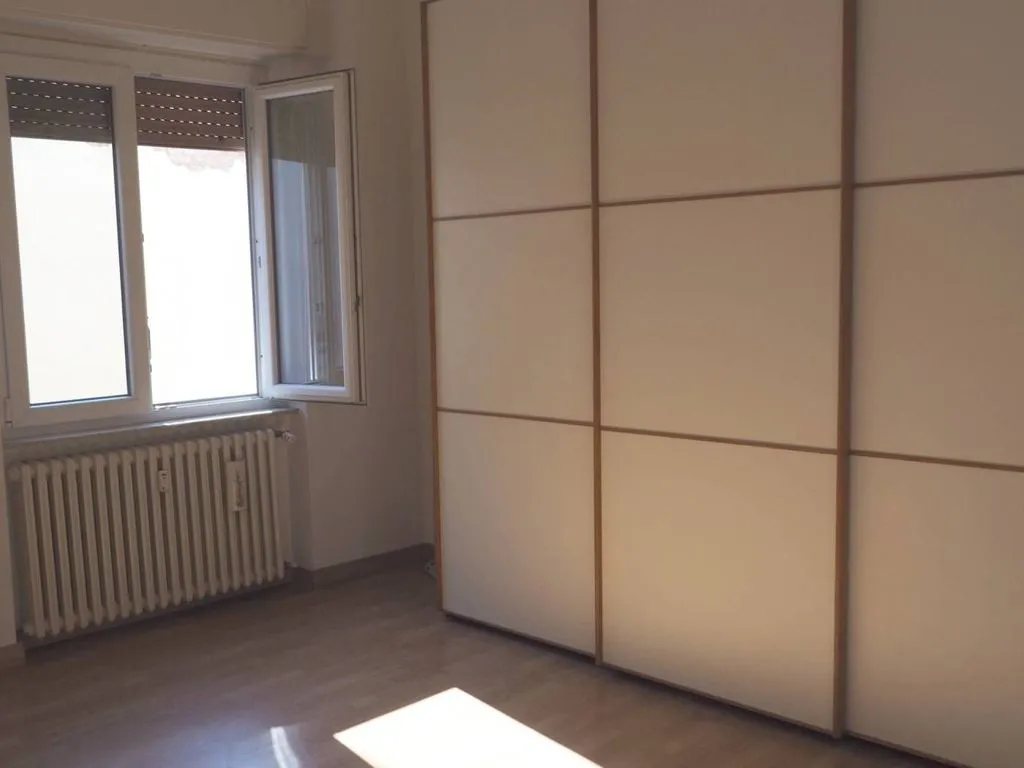 Bedrooms - Luxury Flat with Triple Balcony in Rome