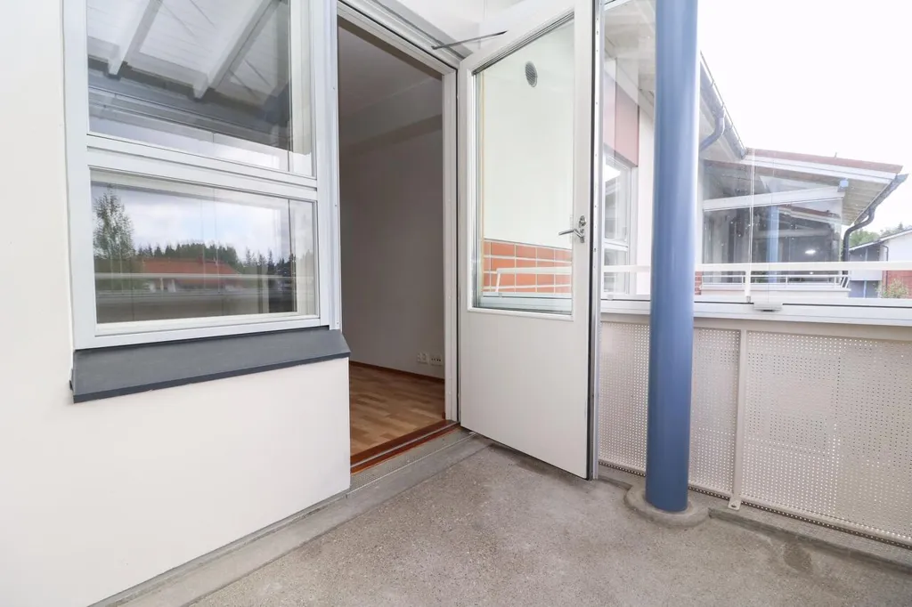 Rõdu - Bright Apartment with Balcony in Jyväskylä