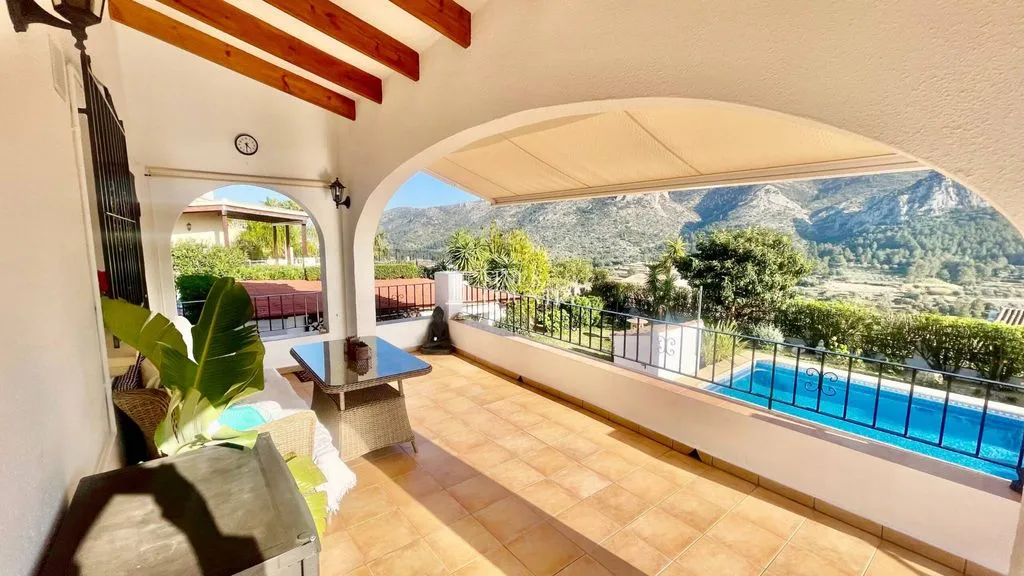 Terrass - Modern Villa with Panoramic Views in Pedreguer