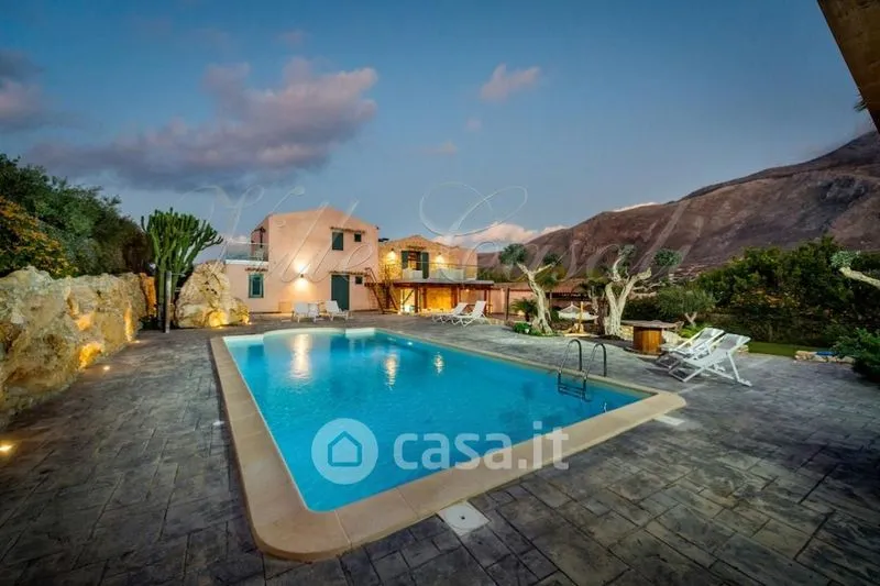 Bassein - Rustic Baglio with Pool in Castellammare del Golfo