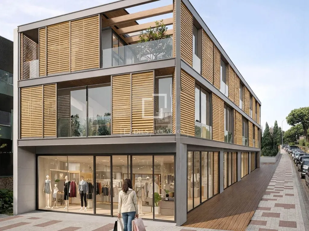 Corner Plot with Building Potential in S’Agaró