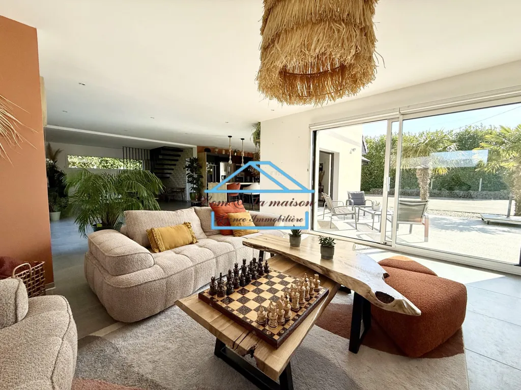 Séjour - Propriété Contemporaine avec Jacuzzi à Octeville-sur-Mer
