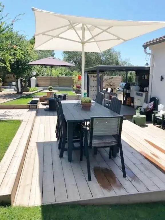 Villa Contemporaine avec Piscine à Mougins