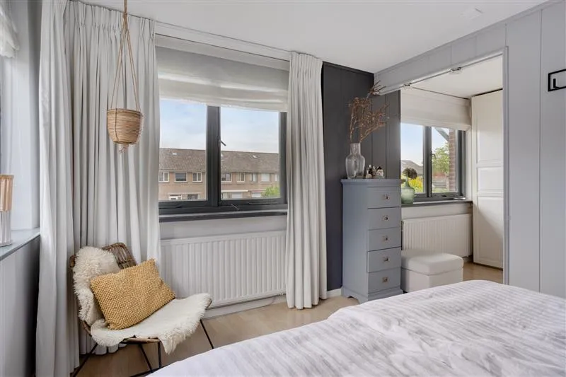 Maison 8 pièces à Breda