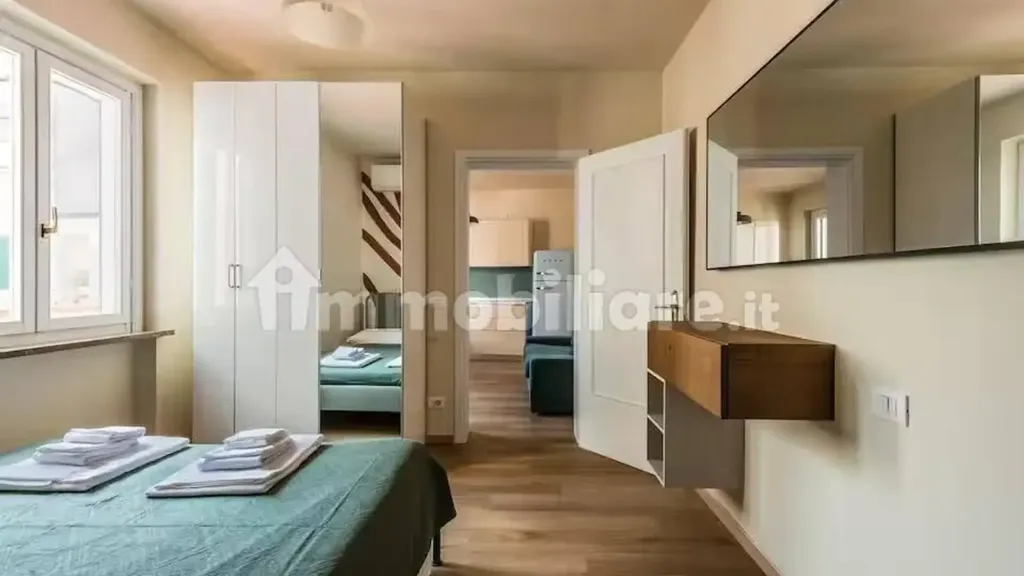 Magamistoad - Rustic-Style Flat with Balcony in Pisa