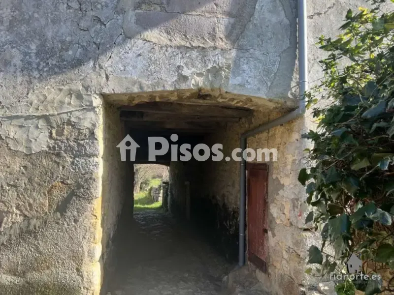 Aed - 6 magamistoaga maja asukohas ES