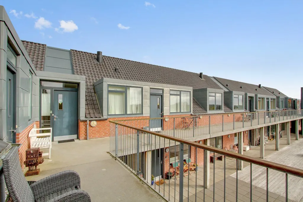 Välivaade - Modern Flat with Balcony in Kjellerup