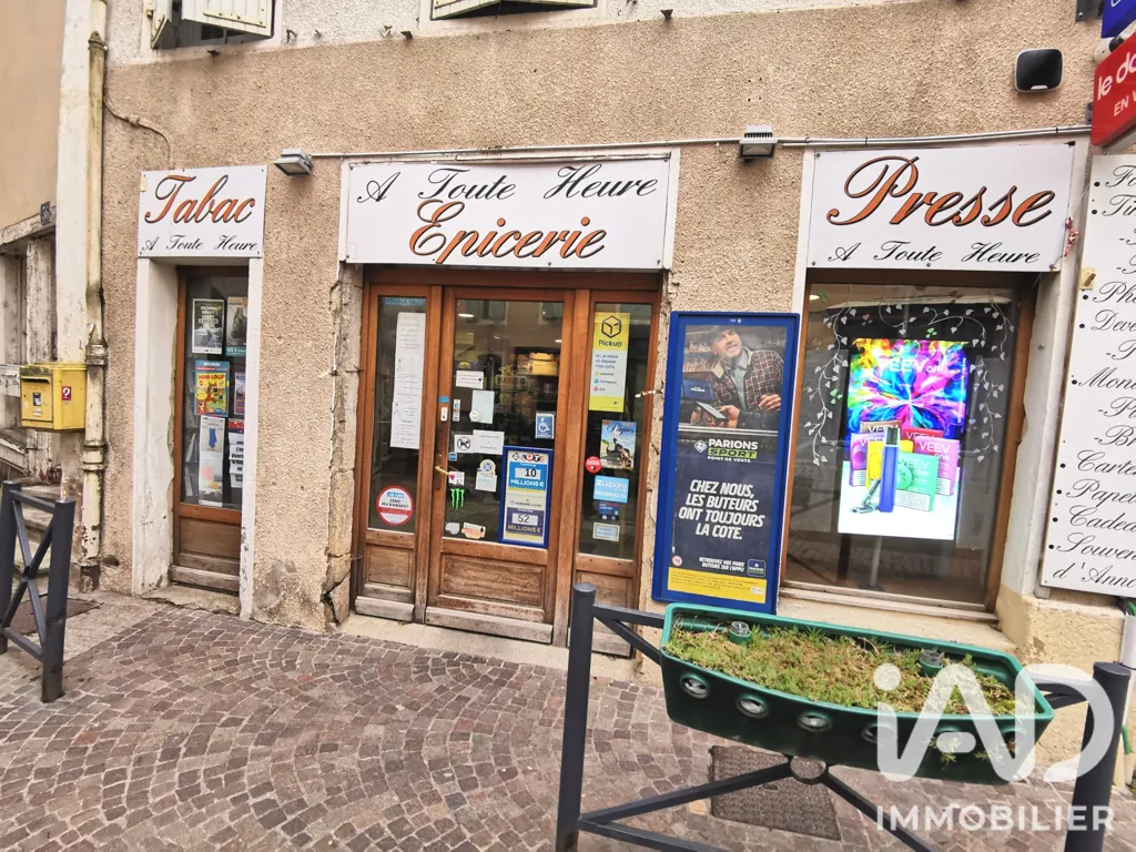 Esterno - Tabac, Presse, Loto in Annonay