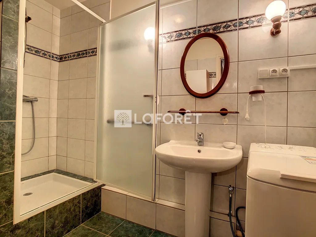 Salles de bain - Appartement avec Terrasse et Balcon à Saint Dizier