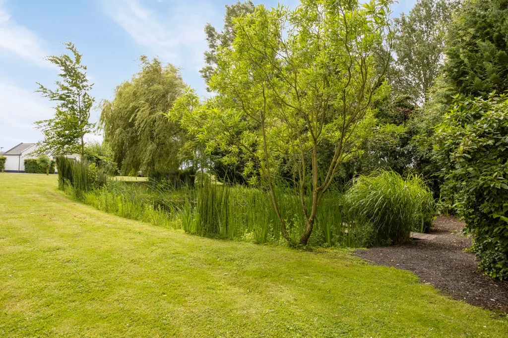 Jardin - Villa with Garden in Vogelwaarde