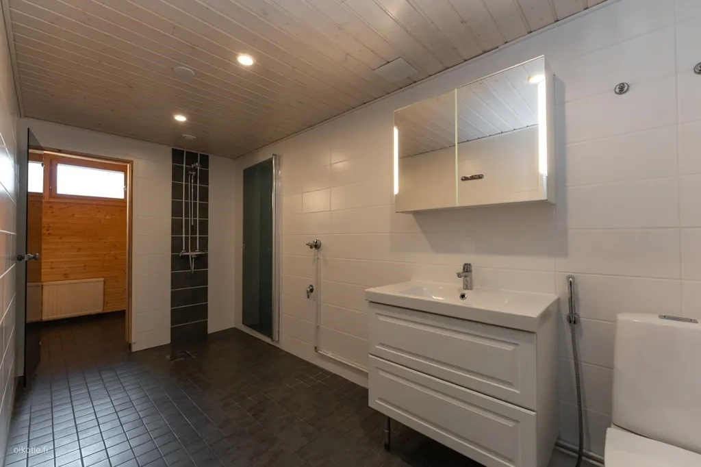 Bagni - Terrace Flat with Garden Access in Tammisaari