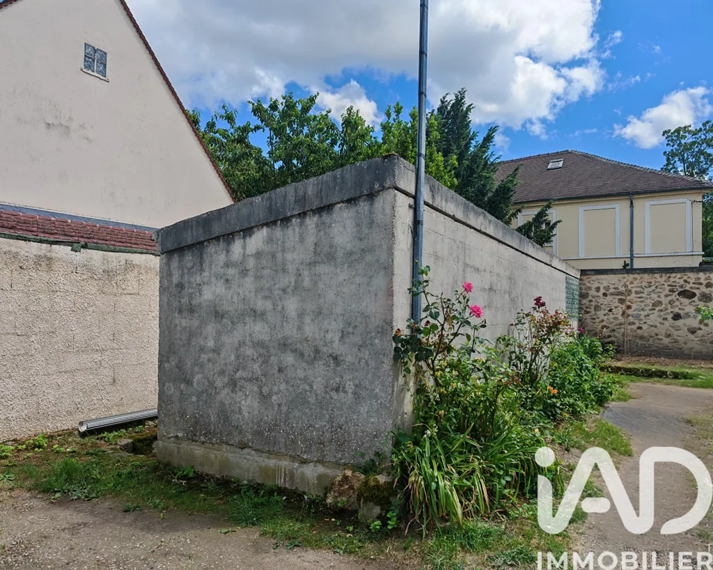 Aed - Storage Unit in Yerres