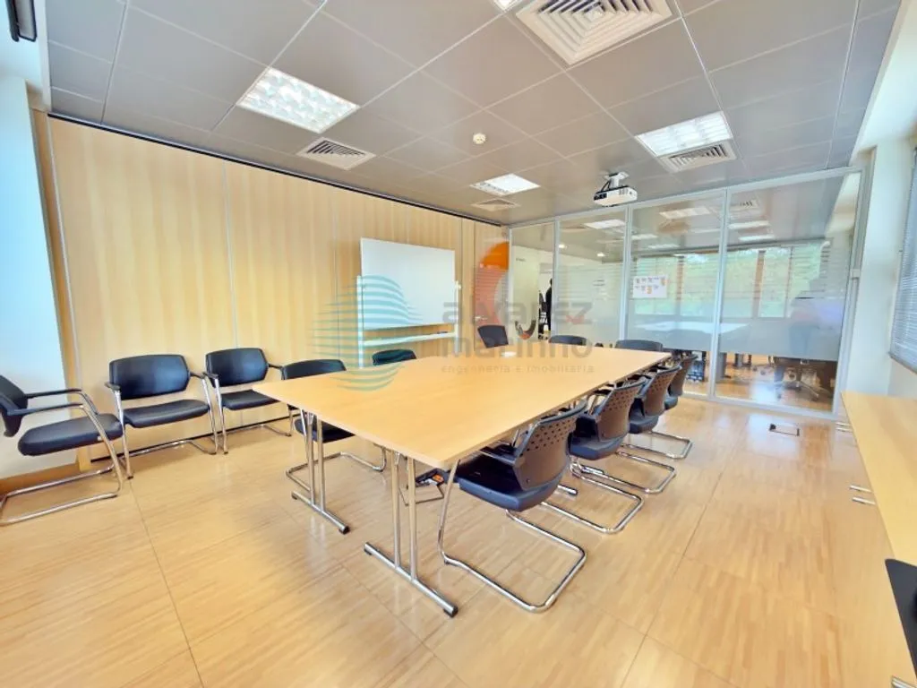 Office - Office with Air Conditioning in Campo Grande, Lisbon
