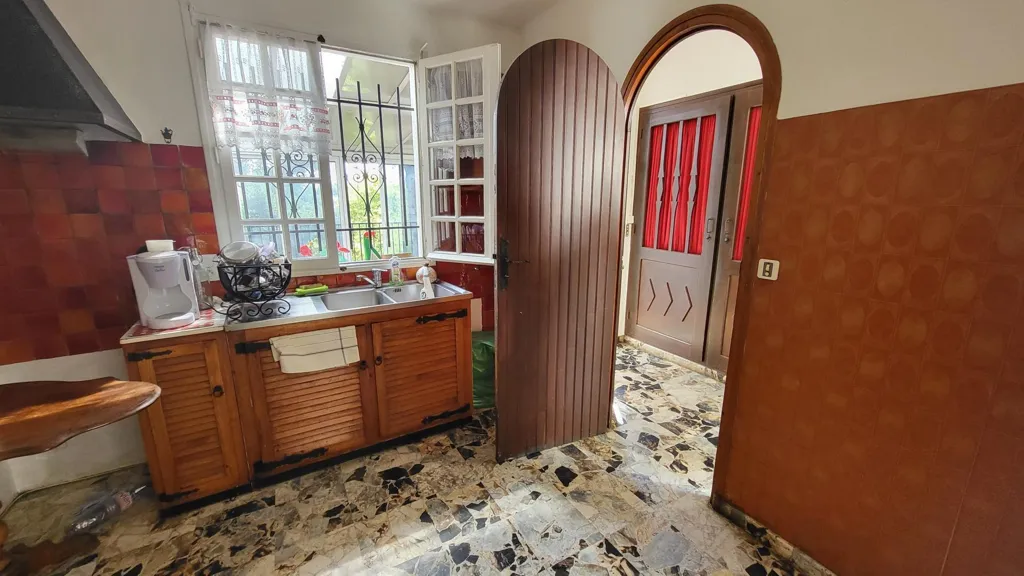 Cucina - Character House with Garden and Mountain View in Céret