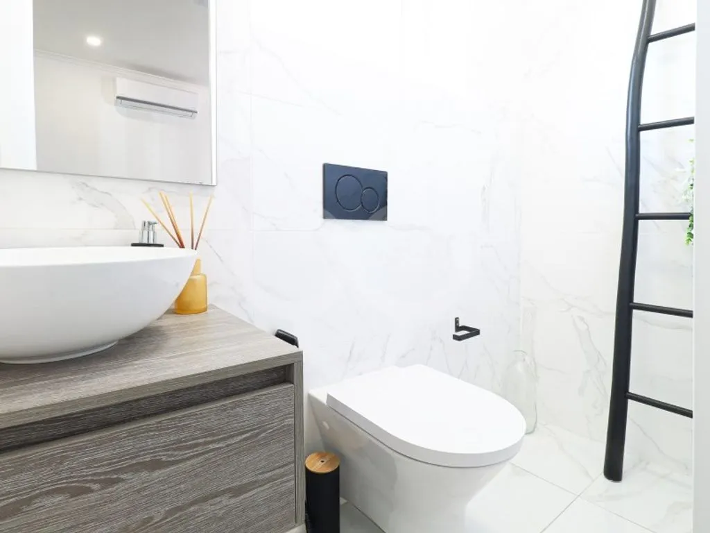 Salles de bain - 2-Bedroom Flat with Balcony in Largo do Rato, Lisbon
