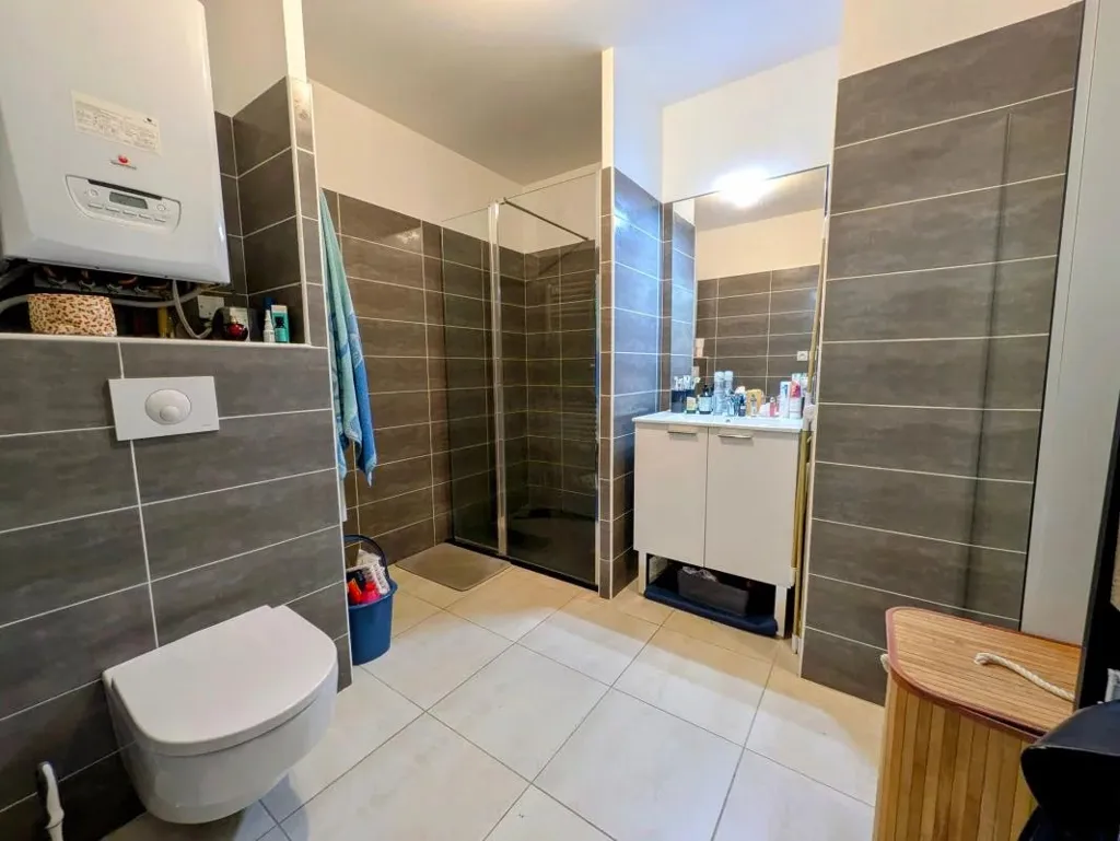 Vannitoad - Furnished Flat with Terrace in Toulon Est