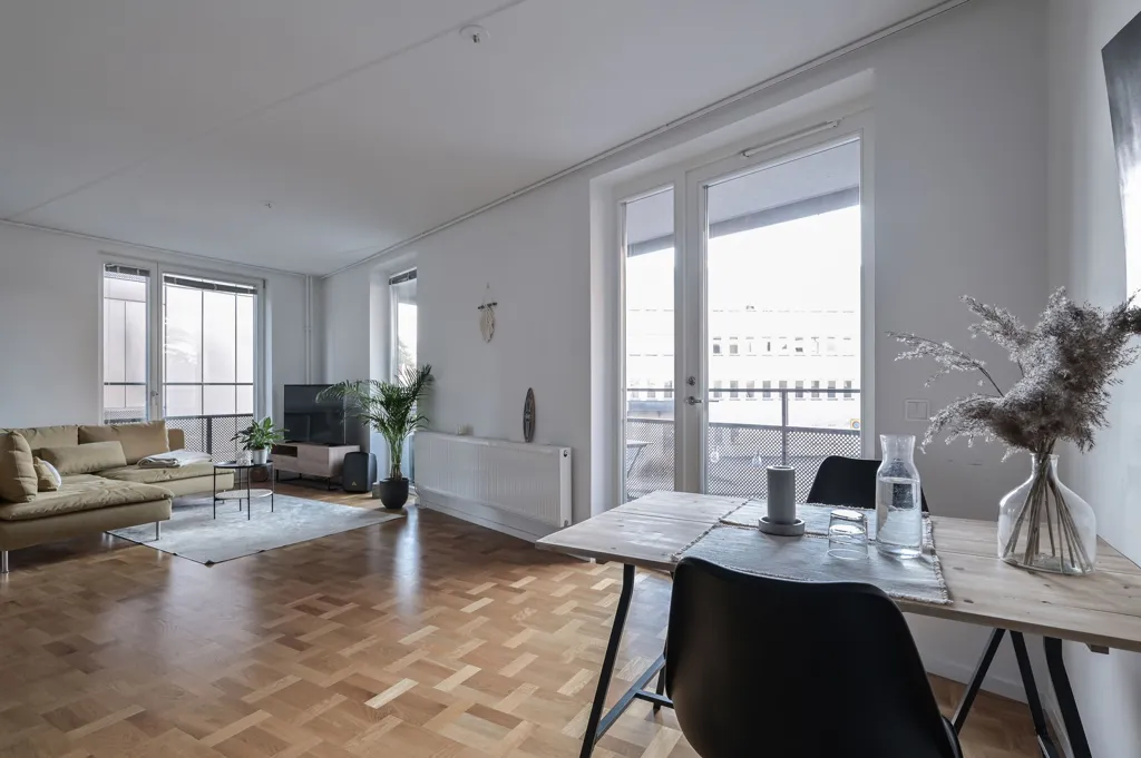 Séjour - Modern Flat with Large Balcony in Mariehäll
