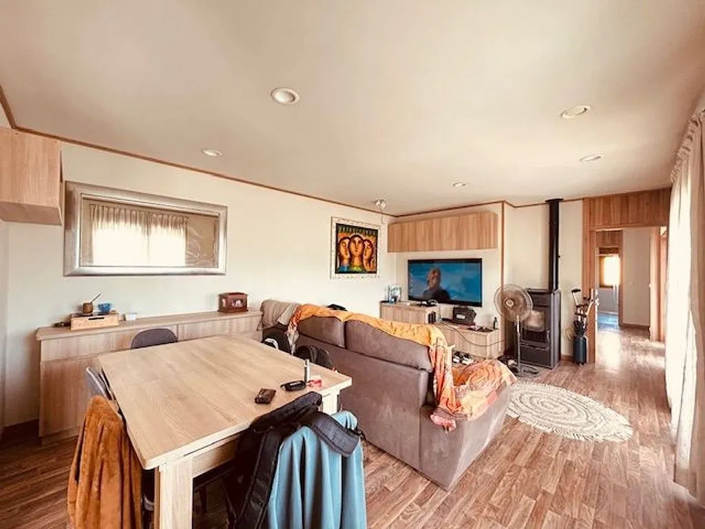 Elutuba - Chalet with Terrace in La Plana