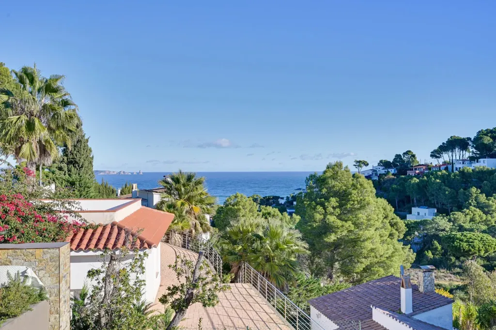 Terrazza - New Villa with Pool in Sa Punta, Begur