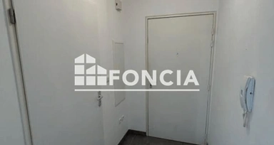 Esik - Modern Studio with Parking in Laigneville