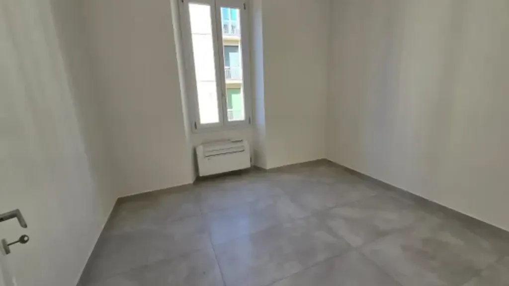 Pièces - Fully Renovated Apartment near Florence Centre