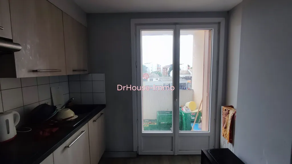 Cuisine - Appartement avec Balcons en Centre-Ville