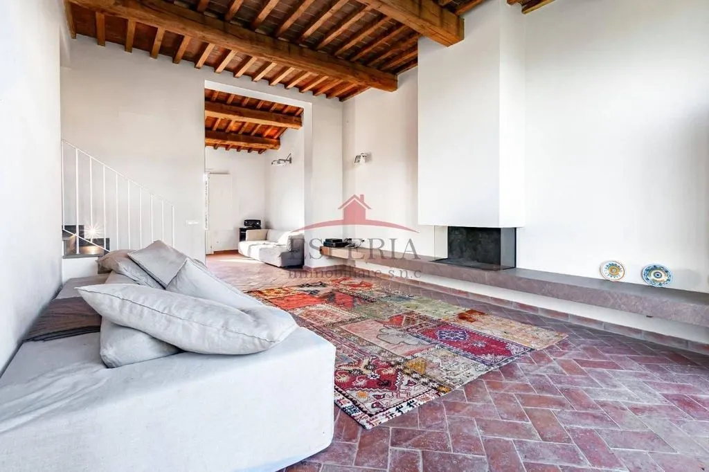 Elutuba - Luxury Terraced House with Garden in San Giuliano Terme