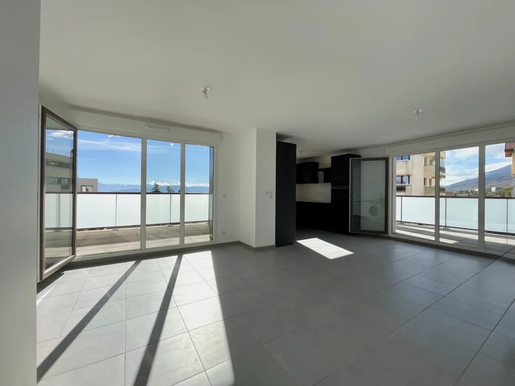 Living Room - Luxury Flat with Terraces in Gex Centre