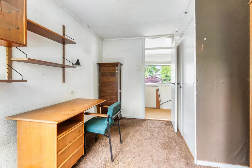 Bureau - Extended Semi-detached House with Garden in Velp