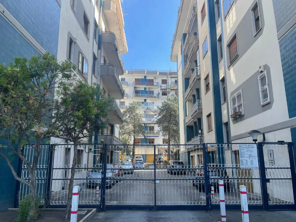 Välivaade - Apartment with Balcony and Parking in Benevento
