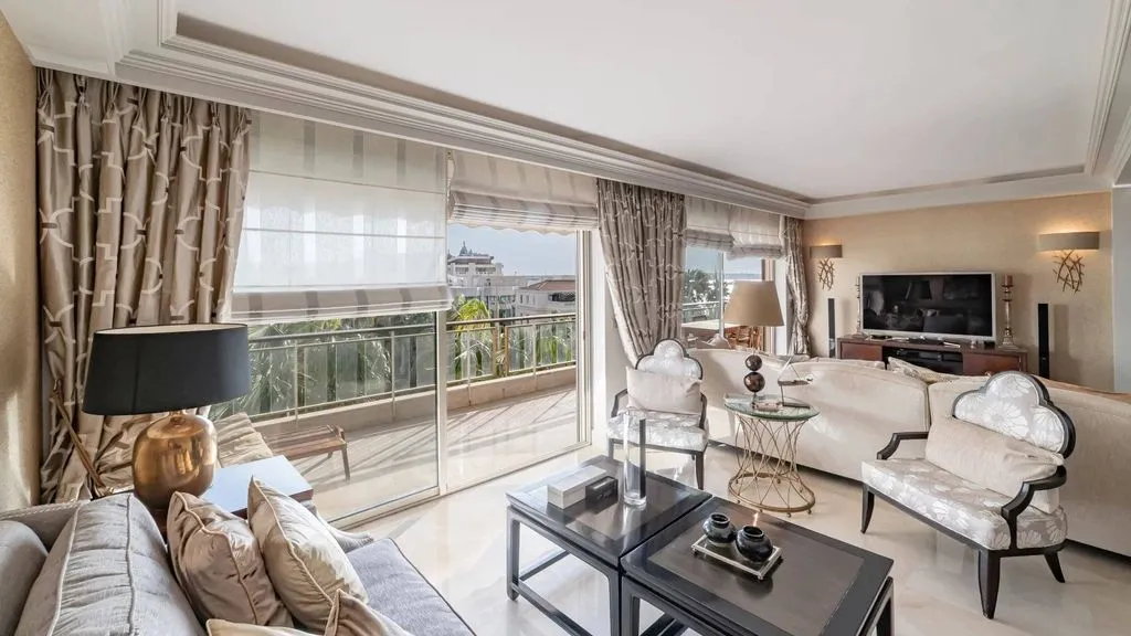 Séjour - Appartement de luxe avec terrasse vue mer à Cannes