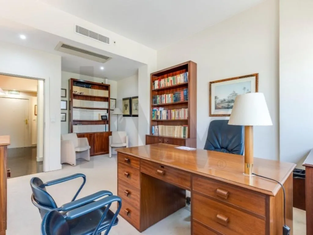 Kabinet - Luxury Office Space in Porto's City Centre