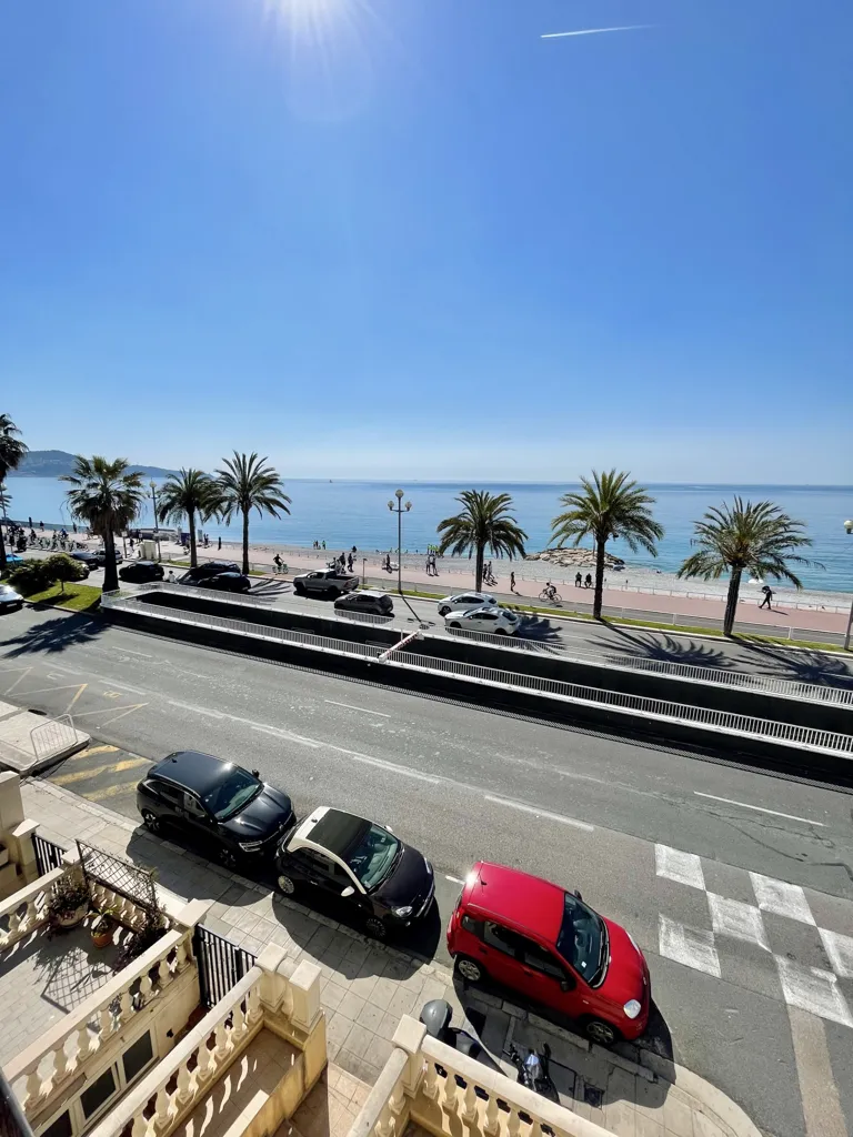 Välivaade - 3-Bed Apartment with 180° Sea View in Nice