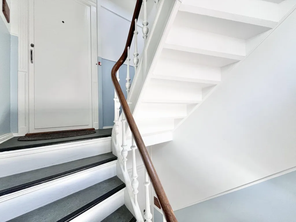 Pièces - 4-Bedroom Apartment with Central Location in Aalborg