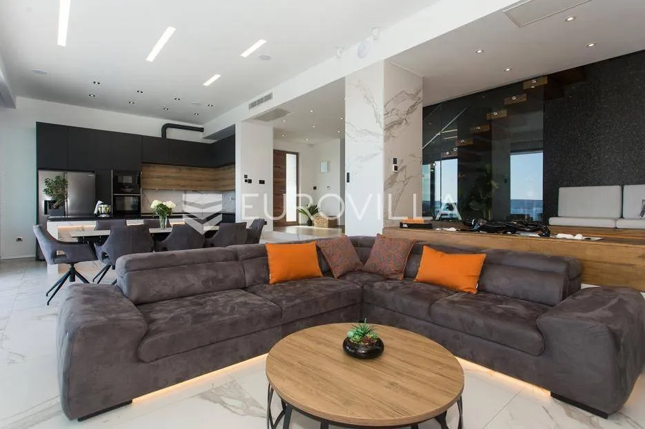 Séjour - Luxury Villa with Pool and Views in Seget, Trogir