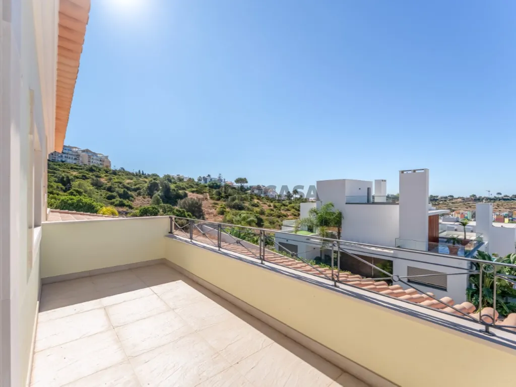 Balcon - Contemporary Villa with Sea View in Albufeira