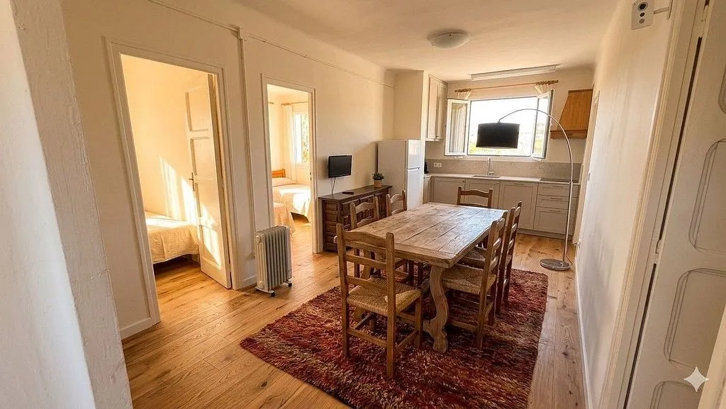 Söögituba - New Flat with Pool in Malpás