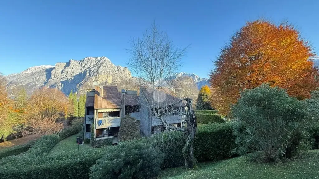Giardino - Rear-Facing Apartment with Terraces in Malgrate