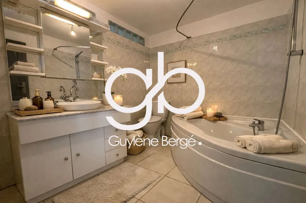 Bathrooms - Divisible Villa with Double Garage in Montarnaud