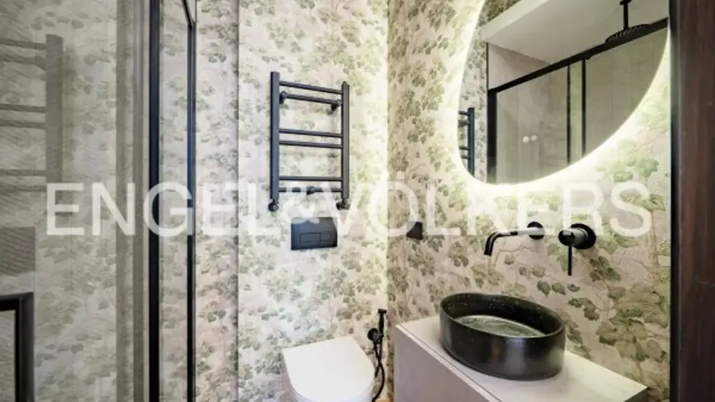 Salles de bain - Renovated Triplex with Balcony in Milan