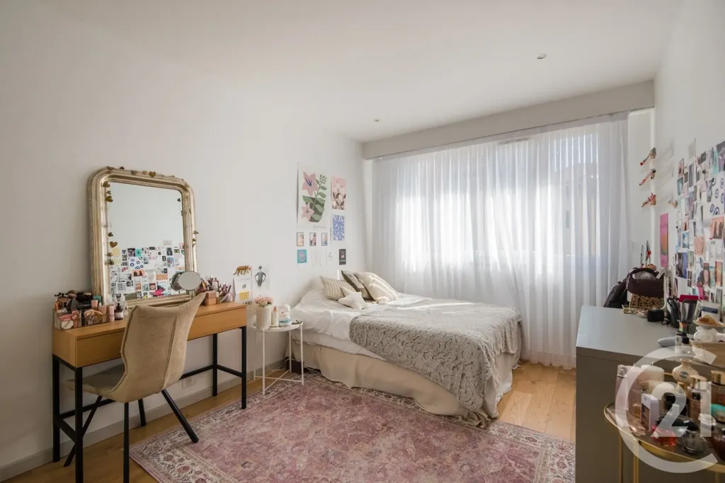 Magamistoad - 4-Bedroom Apartment with Terrace in Nice