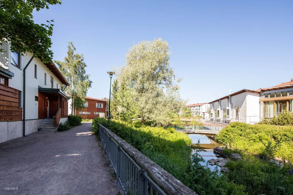 Giardino - Bright 1-Bed Flat with Balcony in Leppävaara