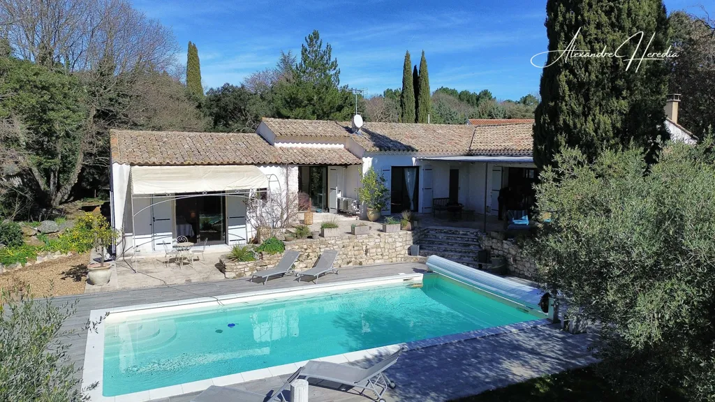 Õhuvaade - Villa with Pool near Uzès